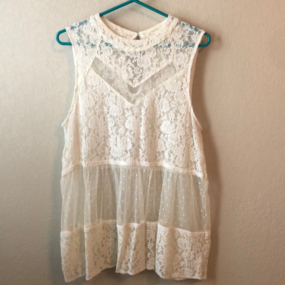 Umgee Lace Tunic, Size L
